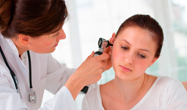 Отоларинголог