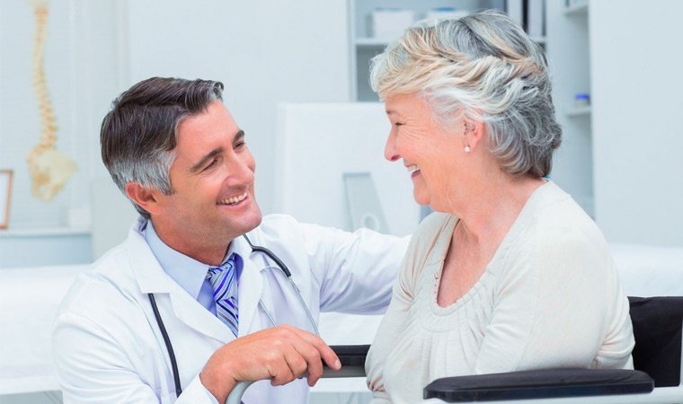 Врач ортопед