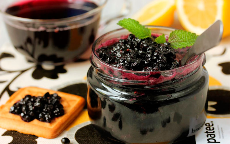 Где применяется бузина?