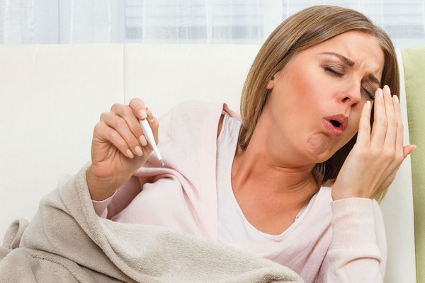 У девушки бронхит