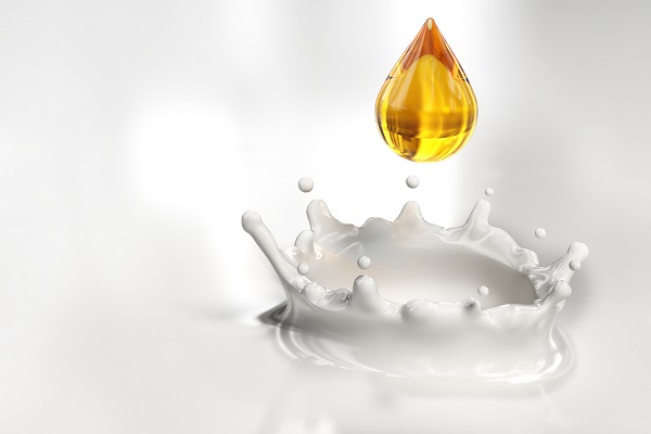 Молоко и капля меда